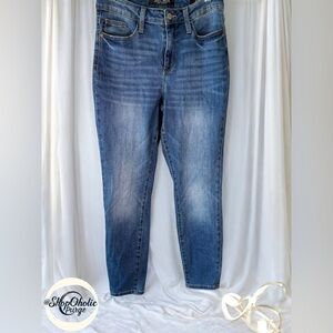 Jeans Judy Blue Jeans Size 25 Blue Mid-Rise Stretch Distressed Fade Wash